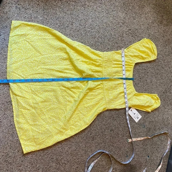 NWT BillaBong Off Shoulder Poker dots Yellow Knee Length Dress Girl Size S/P - Picture 2 of 5